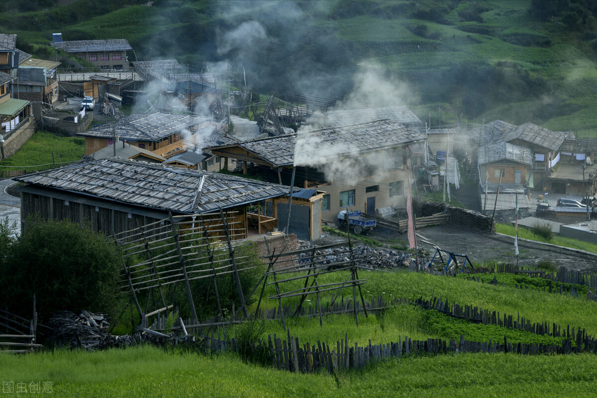 国家地理评出的中国十大“非著名”山峰，人少景美故事多
