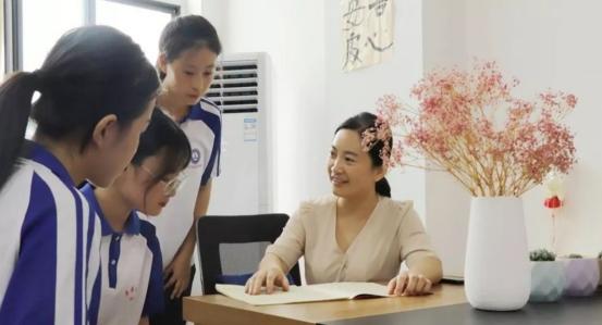 教师工资改革后，想拿到8000元以上的“退休金”？得满足三个条件