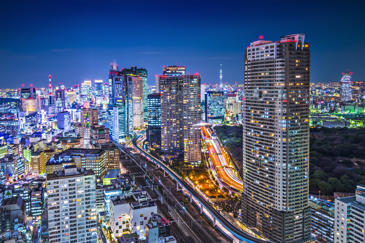 理解日本,從讀懂東京開始;讀懂東京,從《東京傳》開始