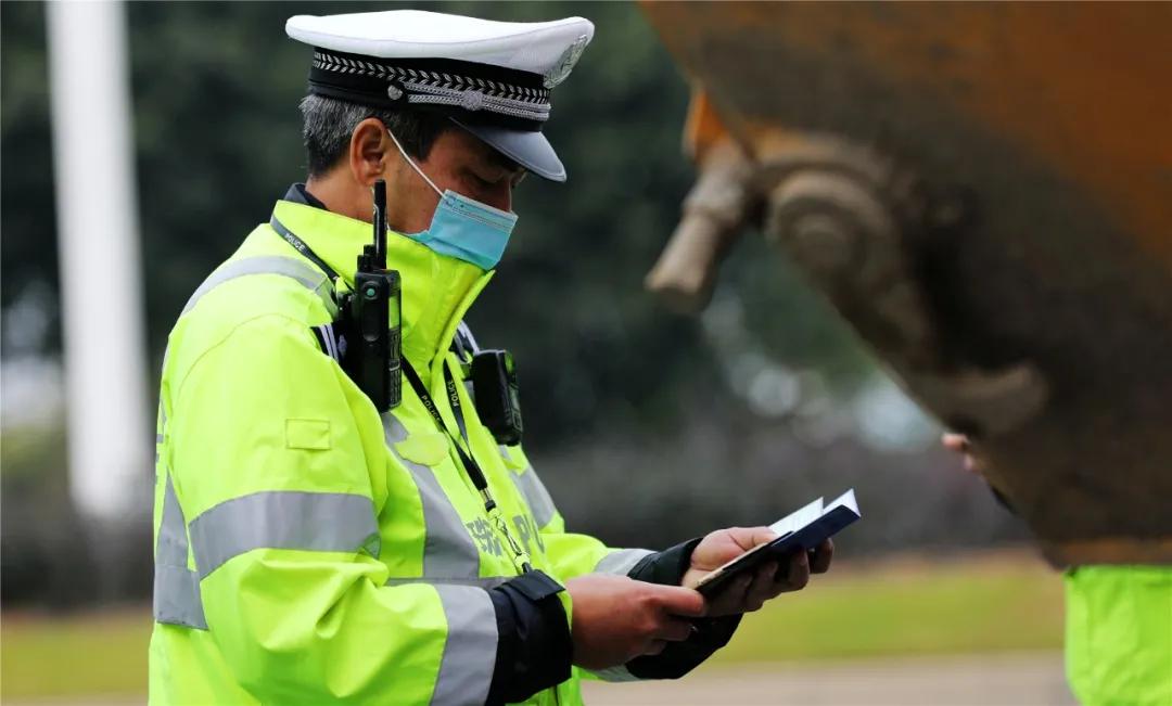 珠海交警明天起高频率查车，持续60天，还出动隐形战车！