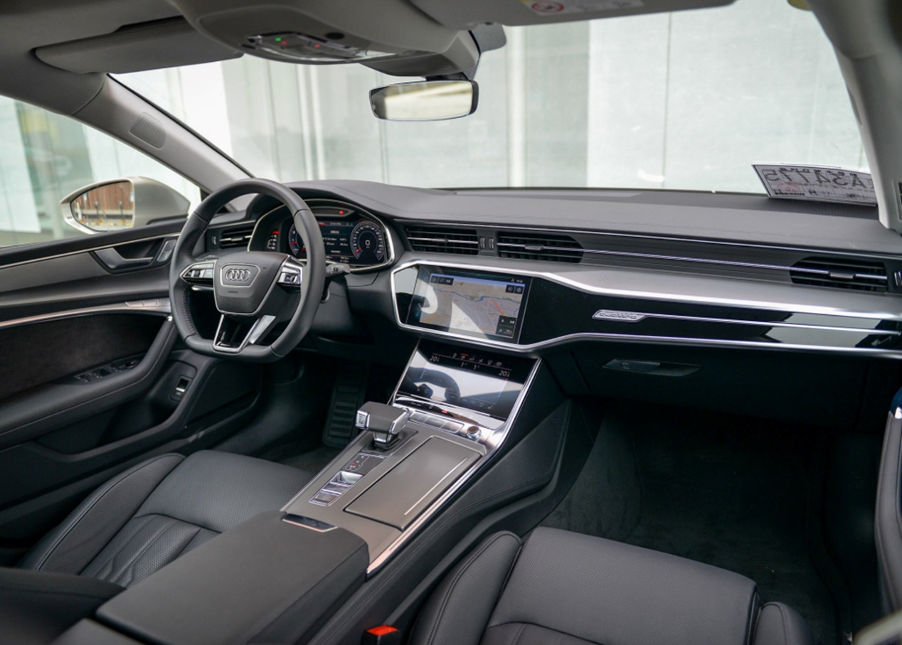 奥迪A7 2.0T售57.38万起，精致外形，超级有时尚感