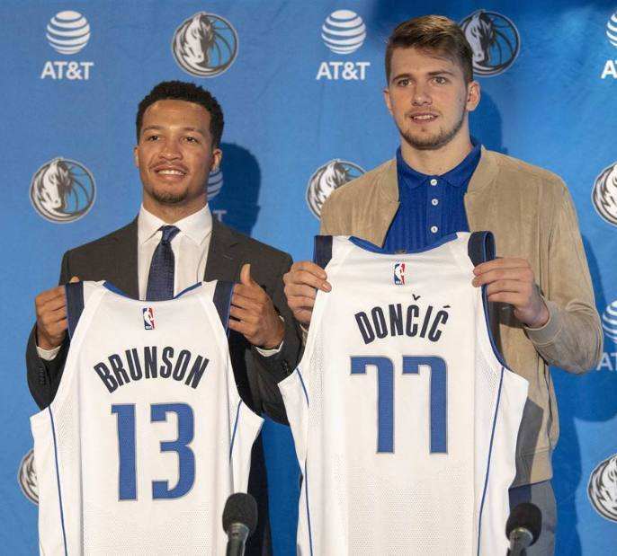 老鹰为啥不提前选东契奇（东契奇是NBA巨星，可当年选秀竟被老鹰队直接交易，这是为什么？）