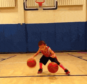 nba远投为什么不打板（上海小哥深夜练习抛锅，背后是CBA年轻球员最缺少的东西）