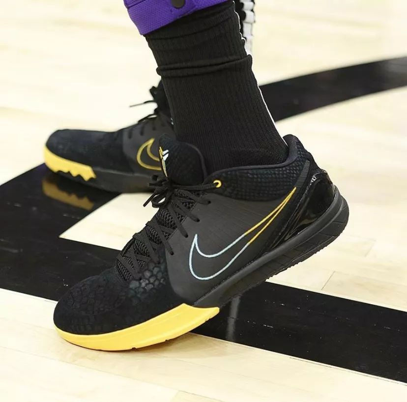 NBA2k17球鞋(NBA球员上脚：詹姆斯17代2K配色，猛龙的总冠军戒指很帅)