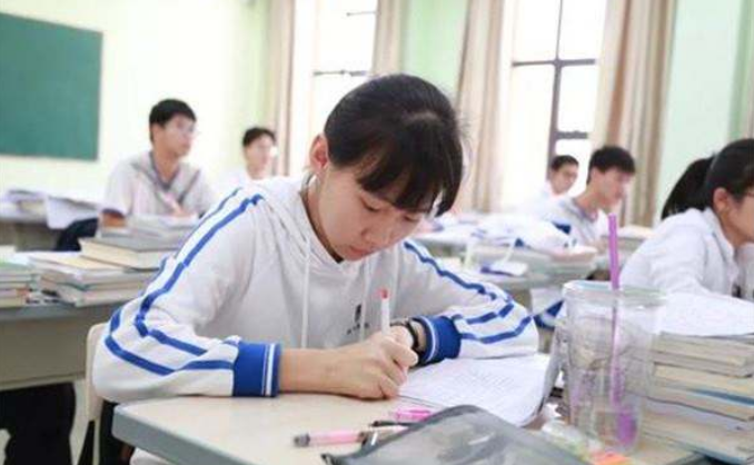 初三复读学校有哪些（初三考不上高中可以复读吗）