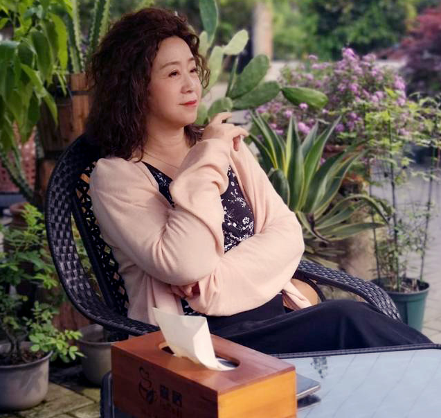 两任妻子一不改嫁一未生子，数次替儿子道歉，张国立的悲喜往事