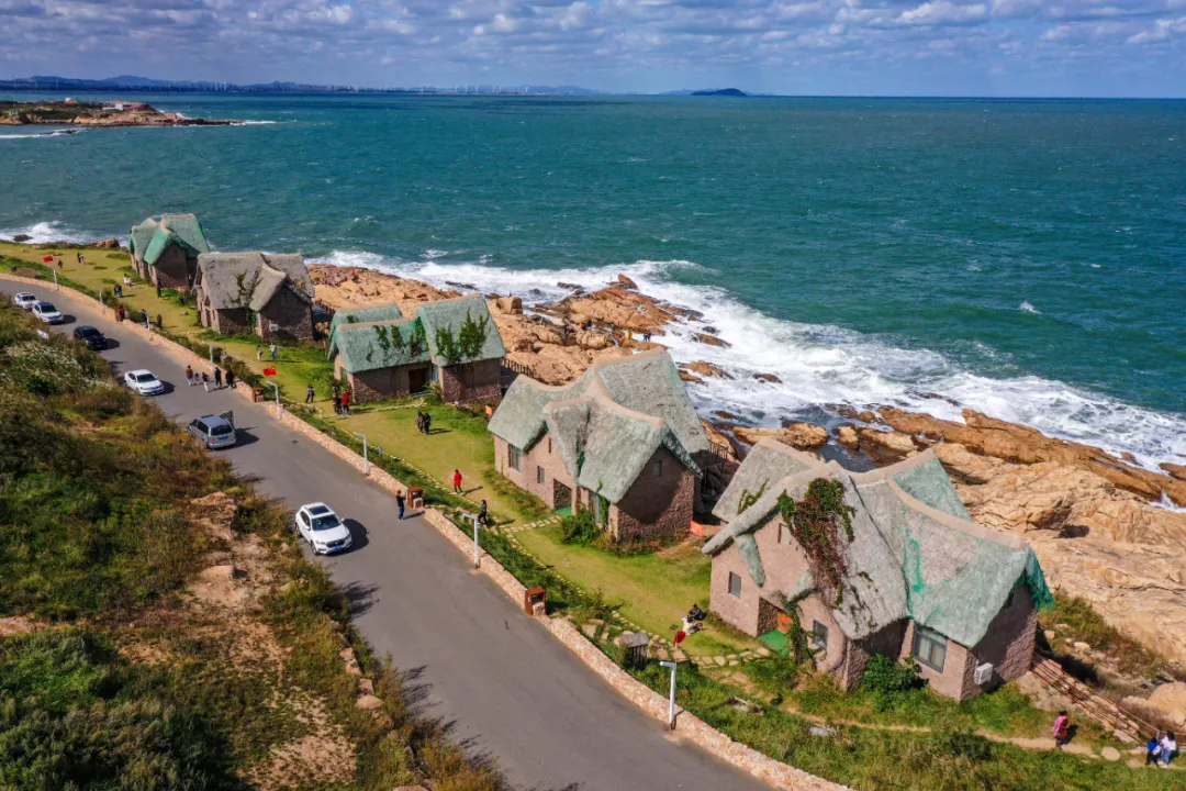 来荣成读大学：在蓝天碧海间绽放最美青春