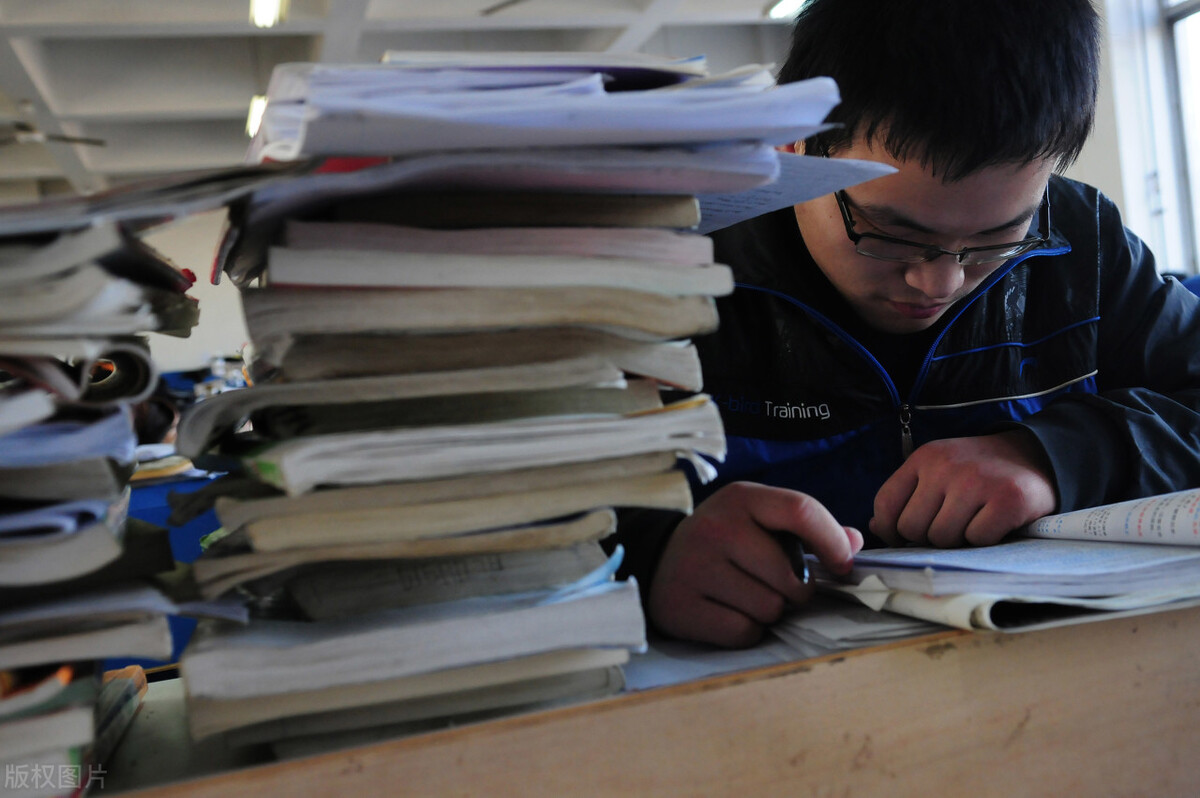 大学挂科好几门，英语四级还没过，考研有希望吗？