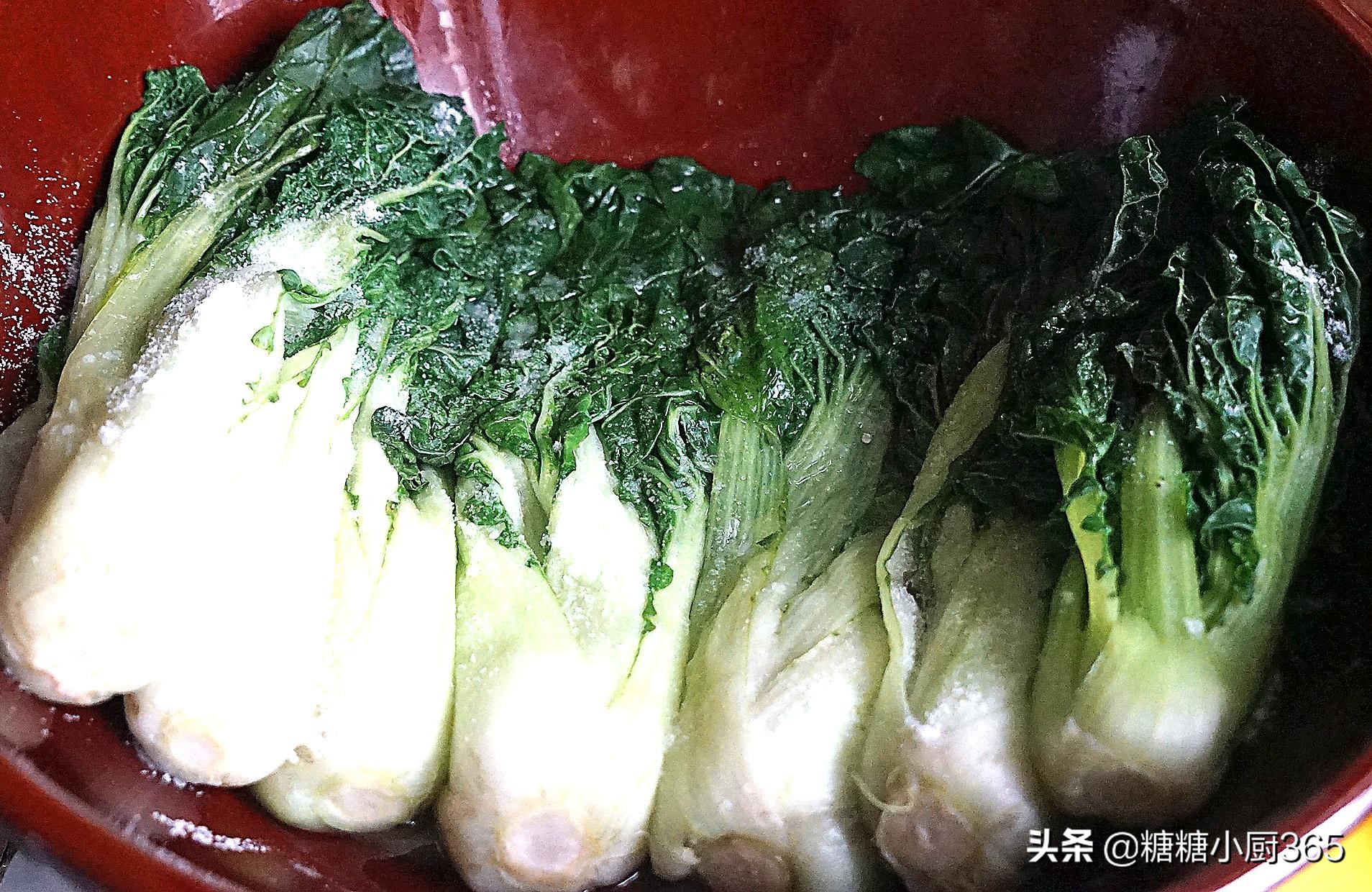 想吃酸菜馅饺子别买酸菜了，自己做更酸爽，做法简单4天就能吃上