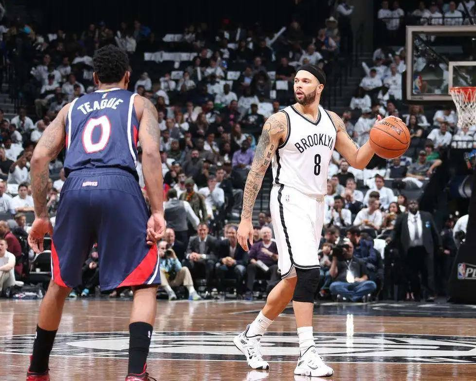 nba里的变向狂魔有哪些（晃人高手！盘点NBA变向能力最强的十大球星：前三名无争议）