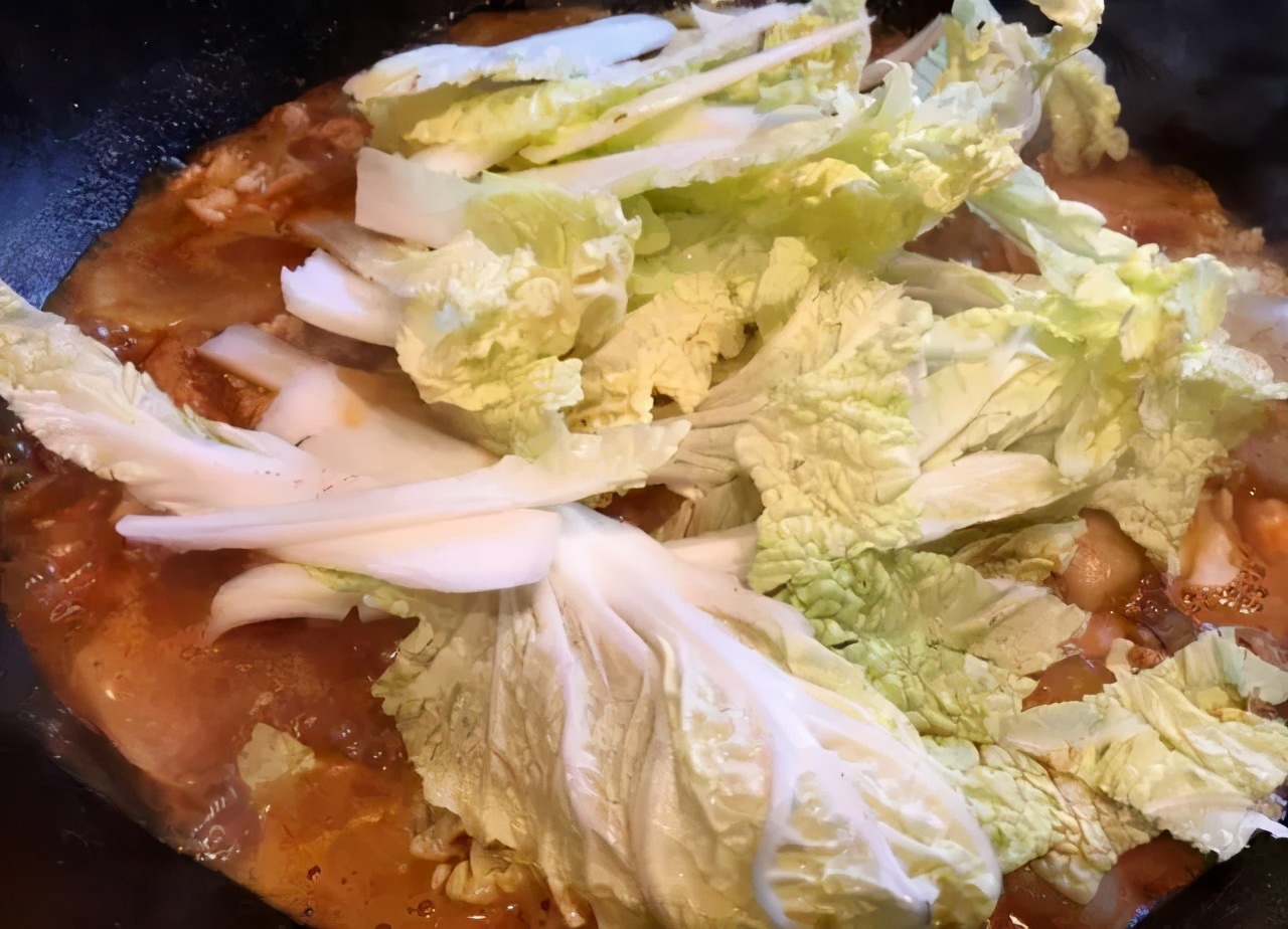 湖北人最爱的红烧鱼杂火锅，这种美食天越冷吃起来越过瘾