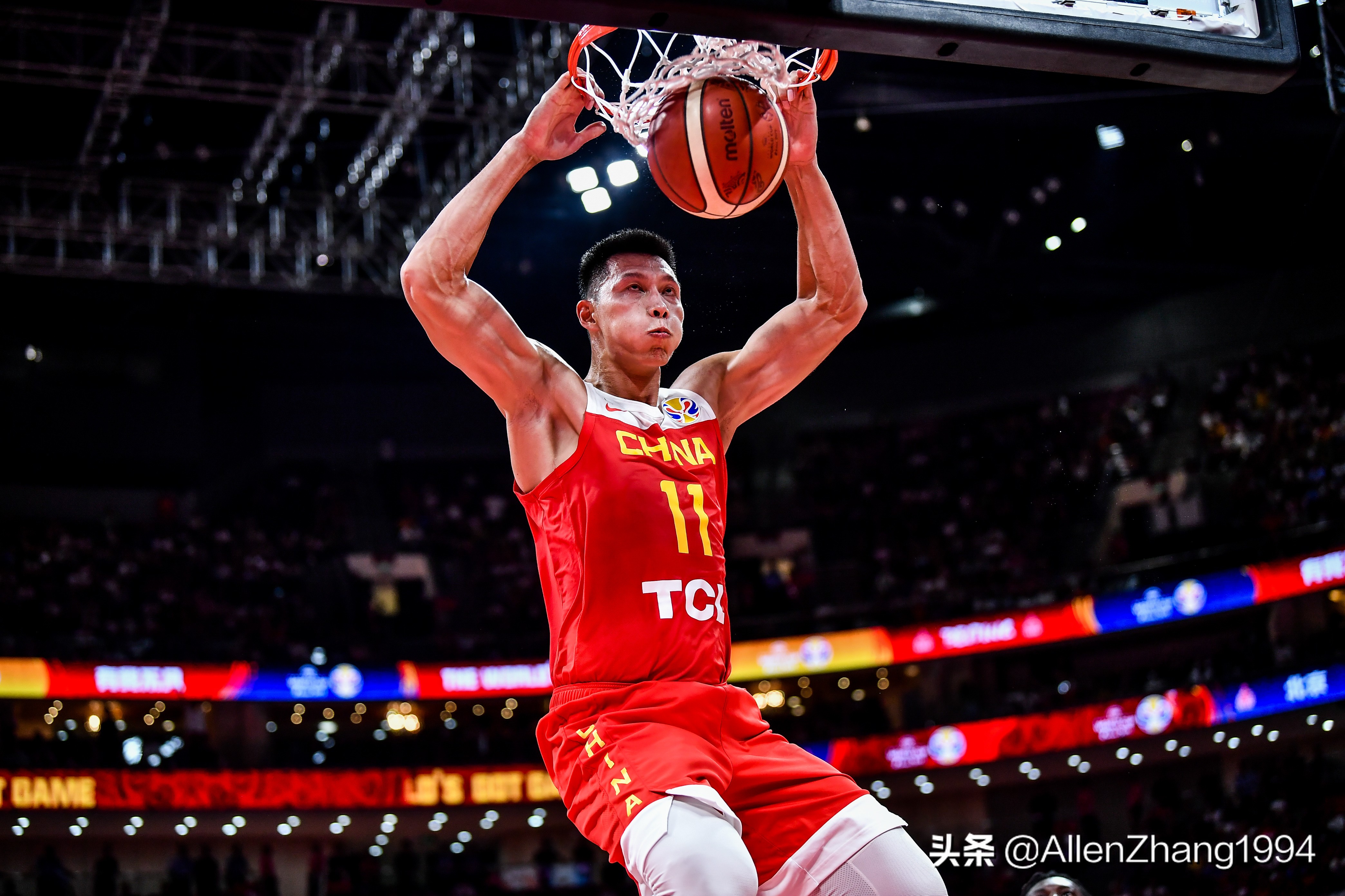 nba为什么要用摩腾(摩腾、斯伯丁、威尔逊，NBA球员对不同品牌篮球的适应力有多强？)