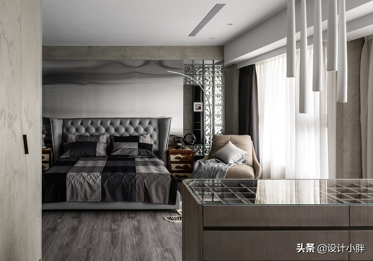 香港服装设计师99㎡居家，以儿时记忆为灵感，打造现代工业宅