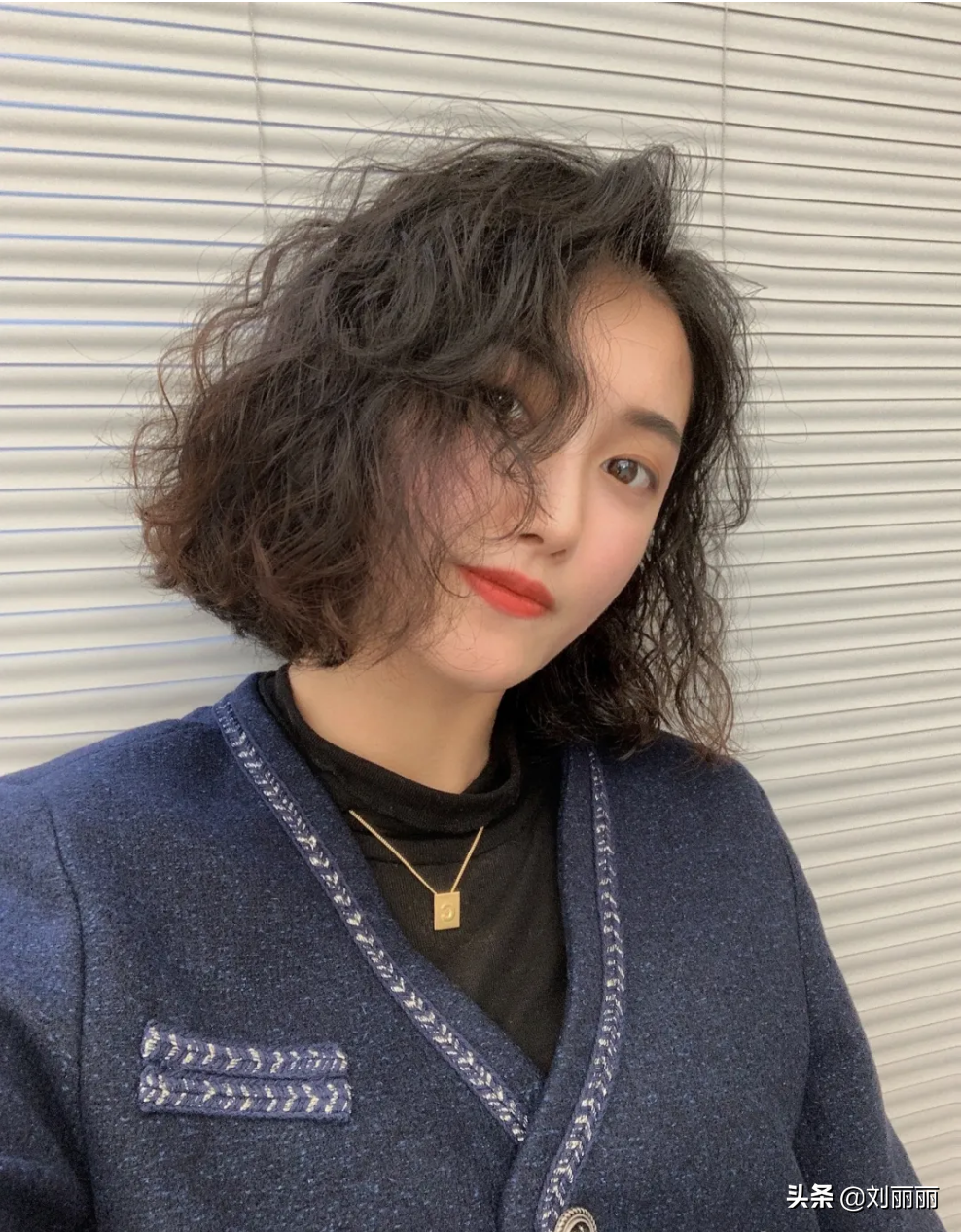 披肩发烫发发型图片(女人过了30岁) - 赤虎壹号