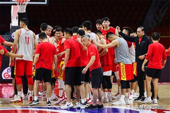 為什么不放nba（55位明星完成解約！為何體育籃球圈仍無人解約，原因有三個）