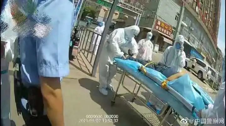 济南华联超市回应“阿里女员工被侵害”事件【三分钟法治新闻全知道】