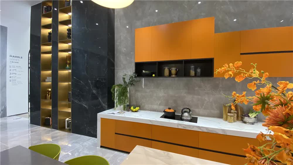 TA每年以100+门店递增！五年打造现代砖最大终端网络