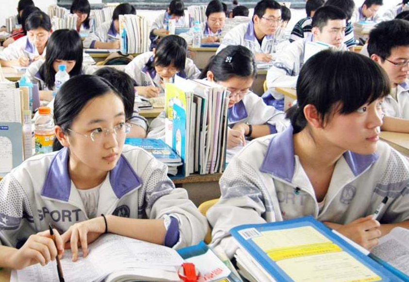 “文科生”和“理科生”对比，谁更有前途？听听过来人怎么说