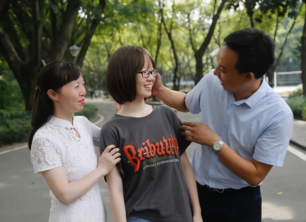 高考总分725、语文146、作文满分，学霸自述：关键是这一点