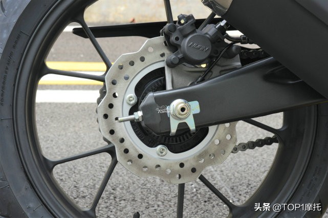 被价格掩盖了实力！本田CB300R骑行体验 完美的入门级街车