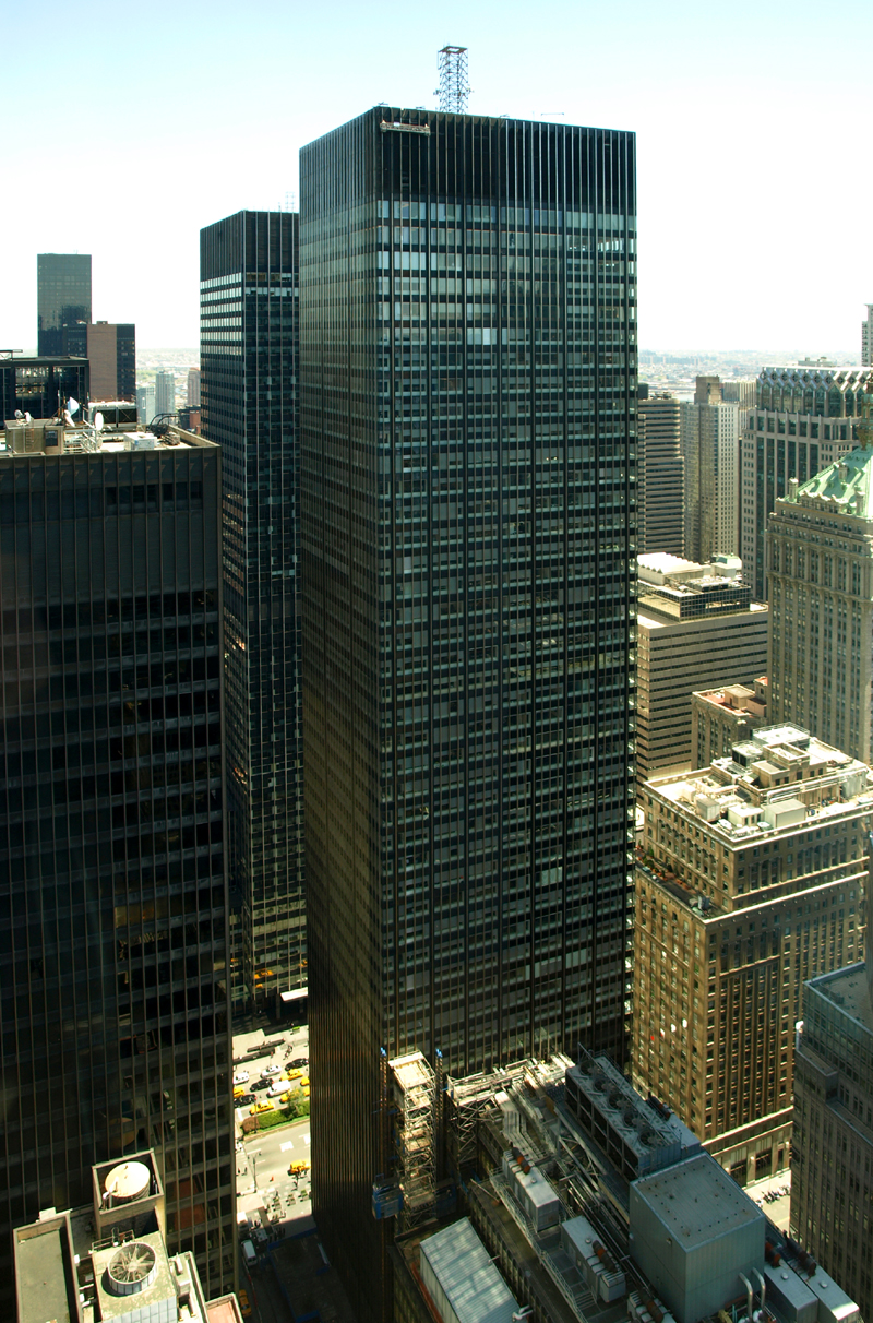 取名摩根大通全球总部大厦