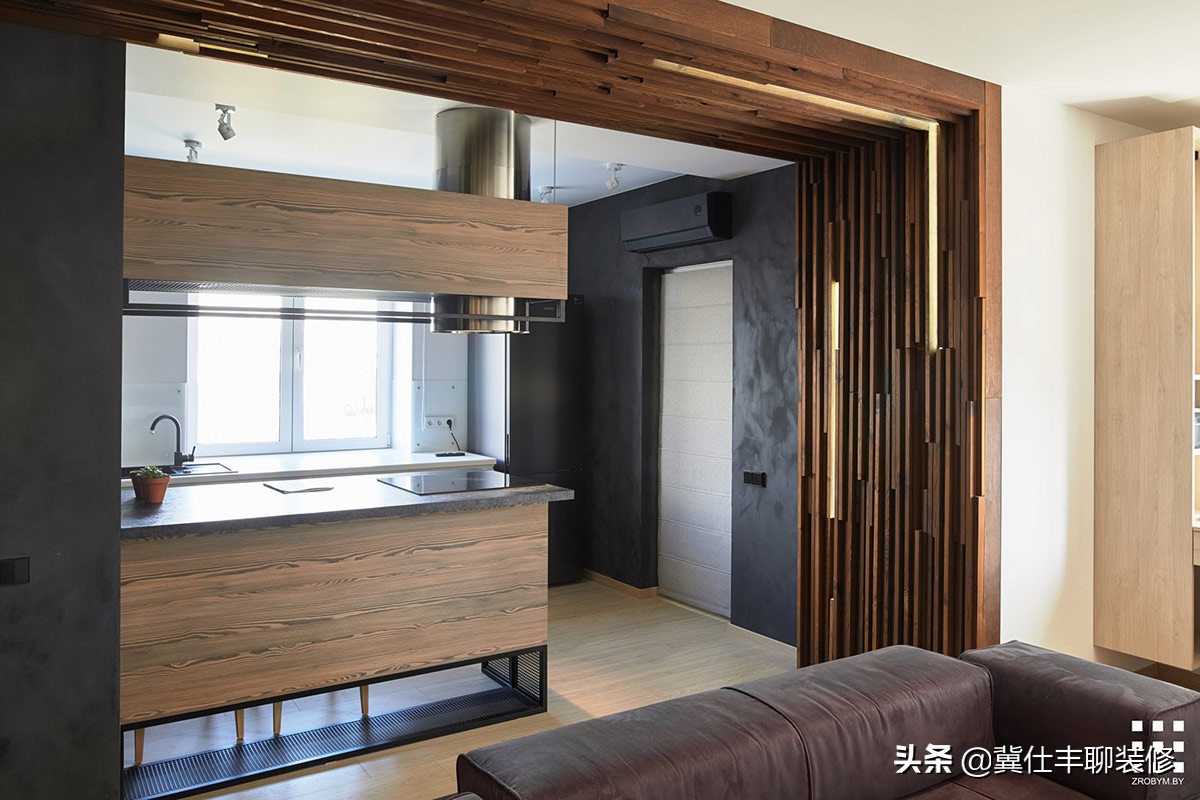 45㎡小宅，客厅安装地台，既能储物又能睡觉，真实用