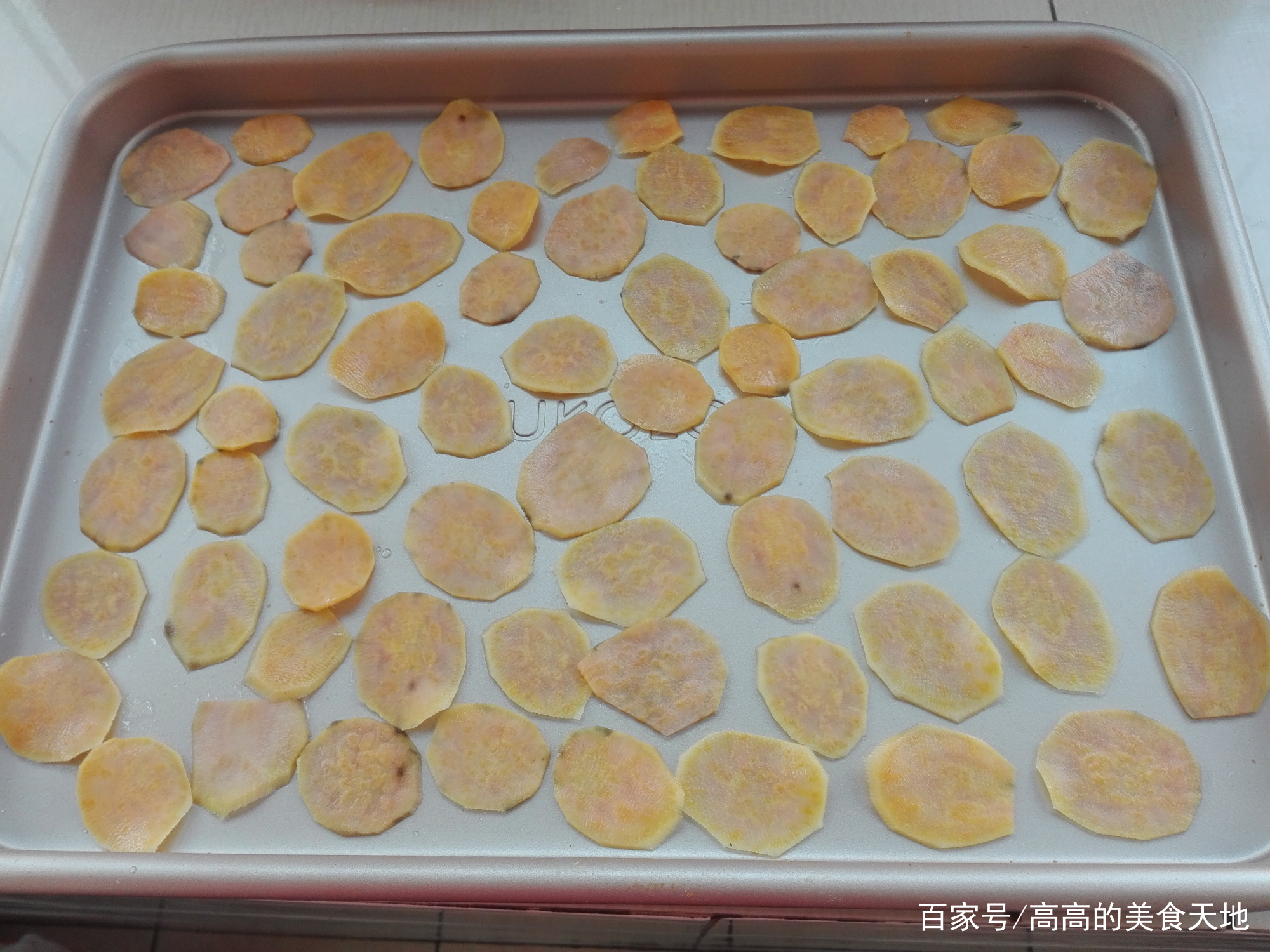 图片[7]-【自制薯片】做法步骤图 不用油炸也酥脆 低脂好吃不怕胖-起舞美食网