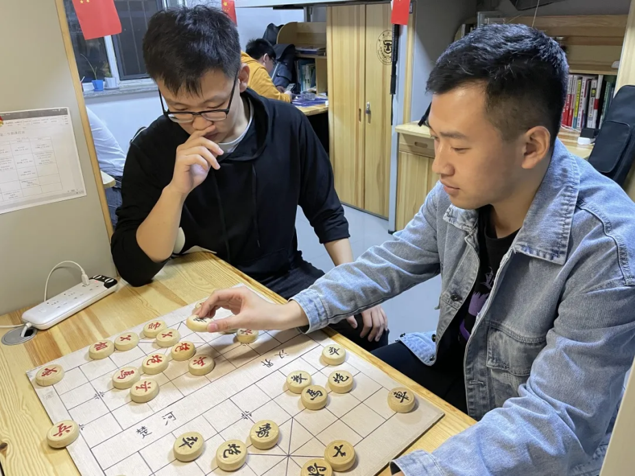 曝光！沈阳“超豪华”寝室，住着学霸、发明家，还能按特色入住