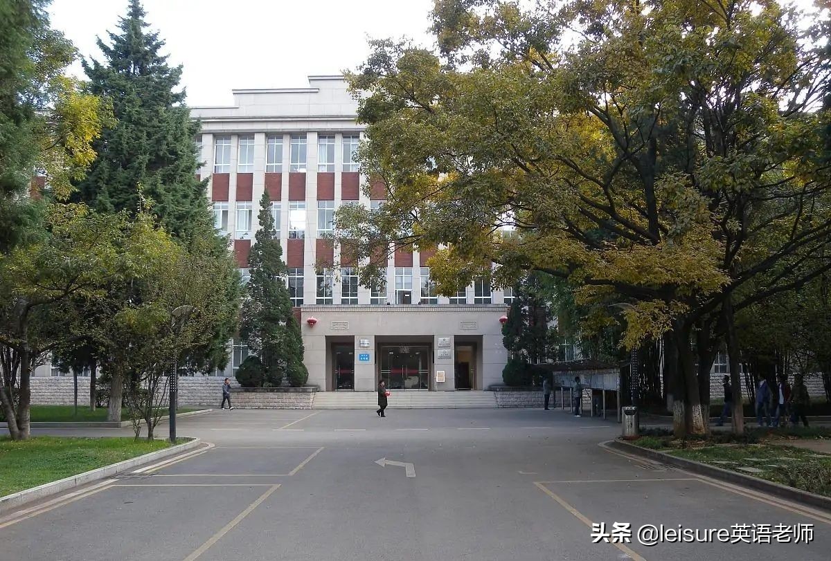 云南大学一枝独秀(工科比不上昆明理工，师范比不上云南师大，云南大学如此不堪？)