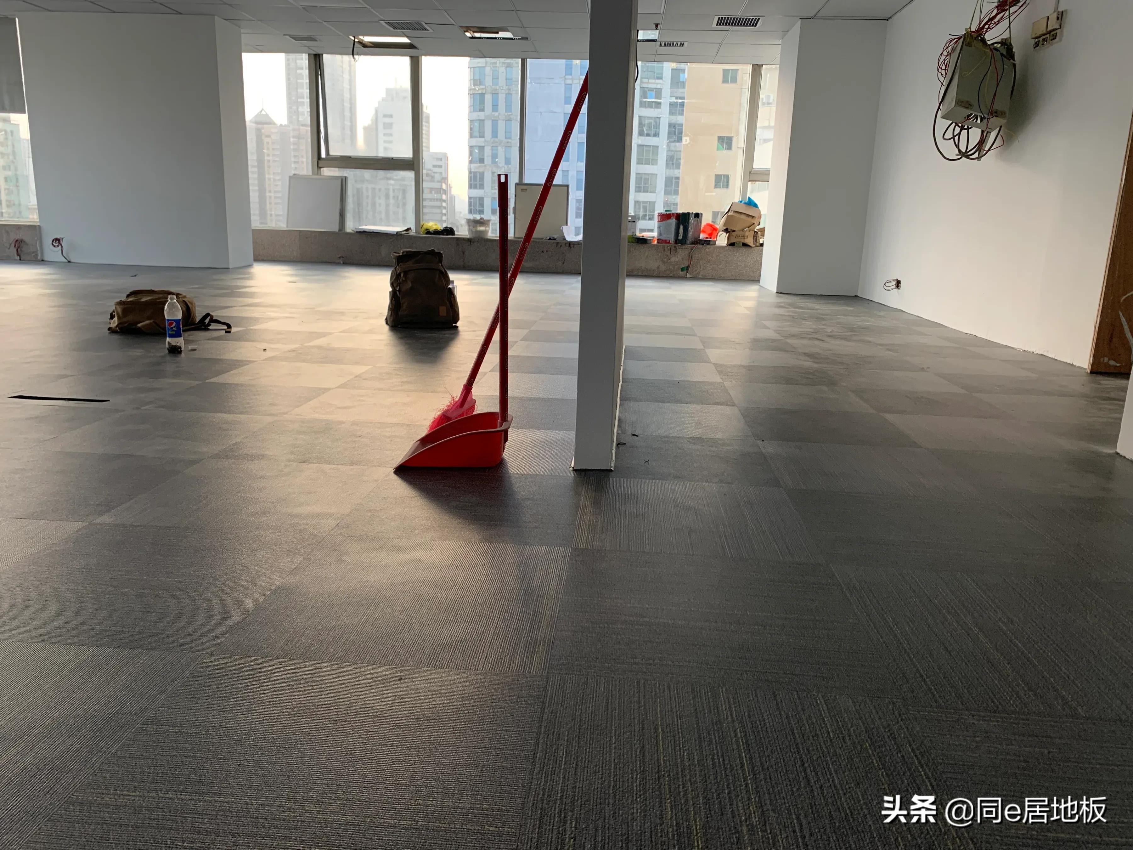 辦公地板 夾板 價(jià)格 規格_辦公室用什么顏色木地板_綜合辦公室工作怎么樣