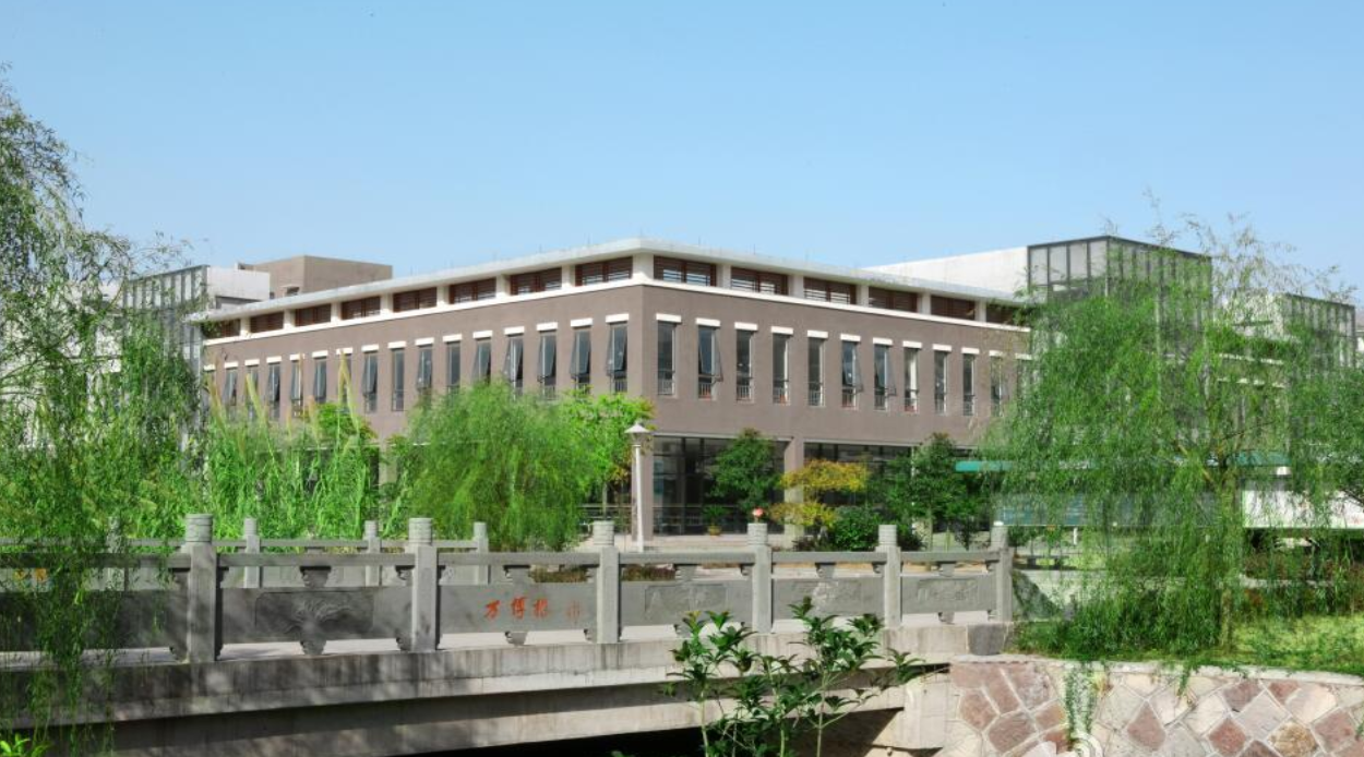 金华市“名扬一域”的6所高中，县高人才辈出，东阳中学走出8院士