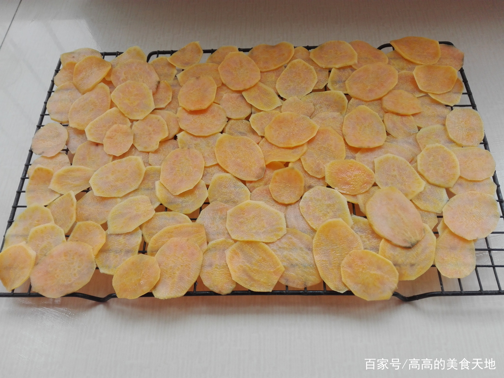 图片[6]-【自制薯片】做法步骤图 不用油炸也酥脆 低脂好吃不怕胖-起舞美食网