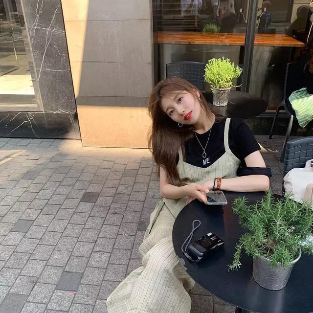 换季也要换衣！盘点女星夏日私服穿搭，你更中意哪款
