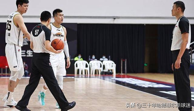 nba裁判为什么能驱逐(终于明白为什么郭艾伦会被裁判驱逐，看完分析，豁然开朗)