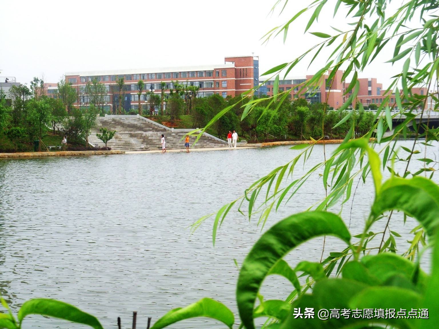 南昌航空大学优势专业分析及2019、2018、2017年各省录取分数线