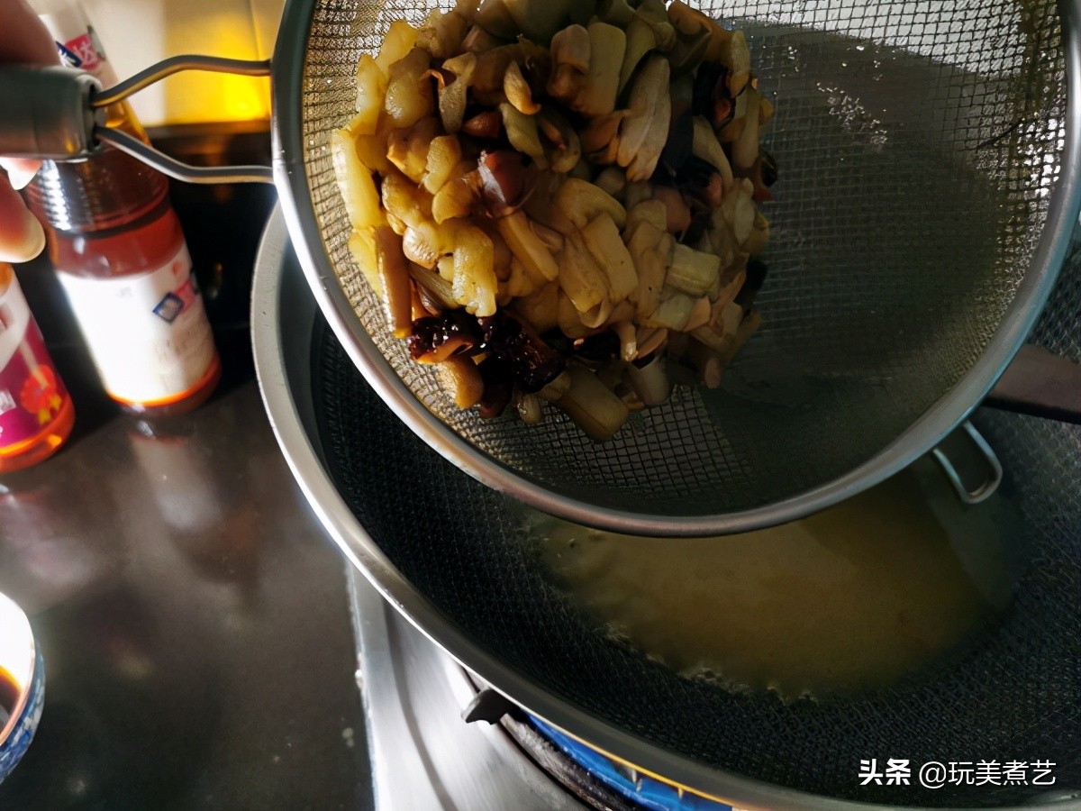 茄鲞的做法（复刻红楼梦里的文学美食之一茄鲞）