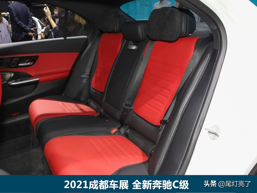 全新奔驰c级亮相2021成都车展,搭载15t 48v动力系统