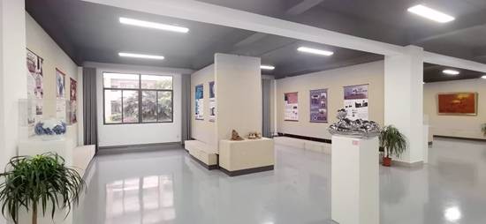 被人民网、人民日报连续多次“点名”！广西一高校“霸气走红”