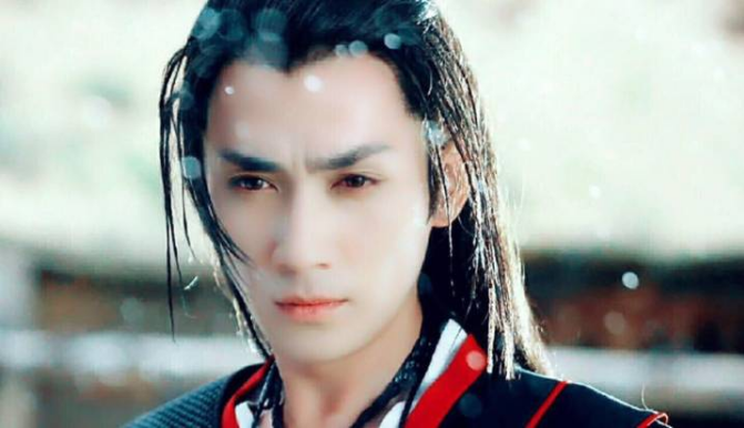 一阵阵萧瑟的风声,吹起一幅幅洪荒的景象,结尾,傅红雪又孤身一人重回