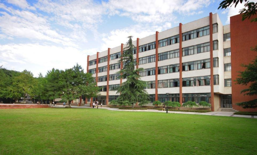 浙江这所大学“好委屈”，原是正规本科高校，却被当作野鸡大学