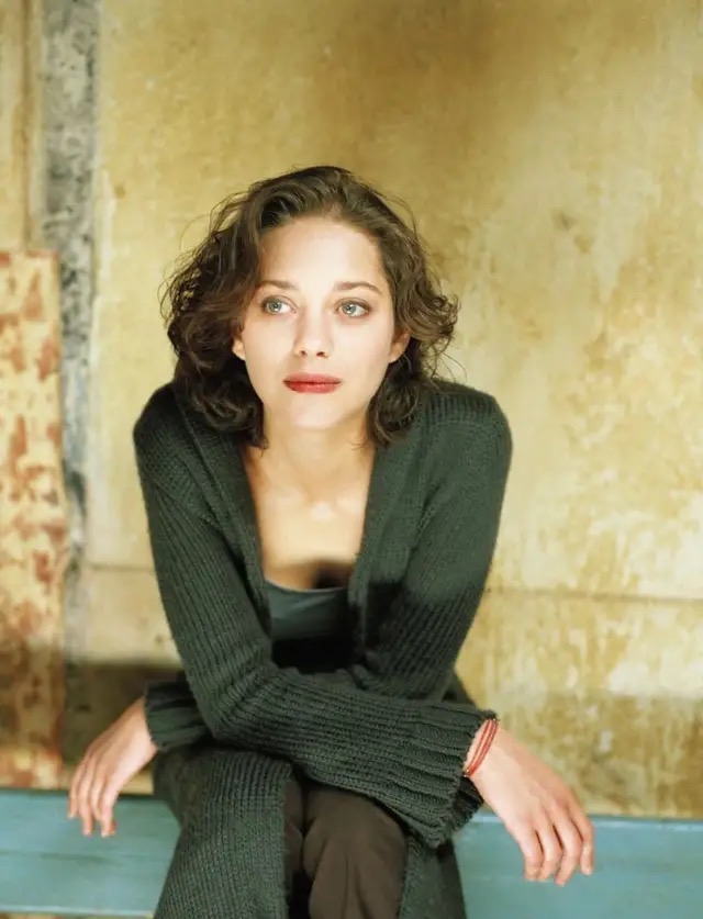 她是法国“人间富贵花”，演侏儒获奥斯卡影后，时尚圈香奈儿新宠