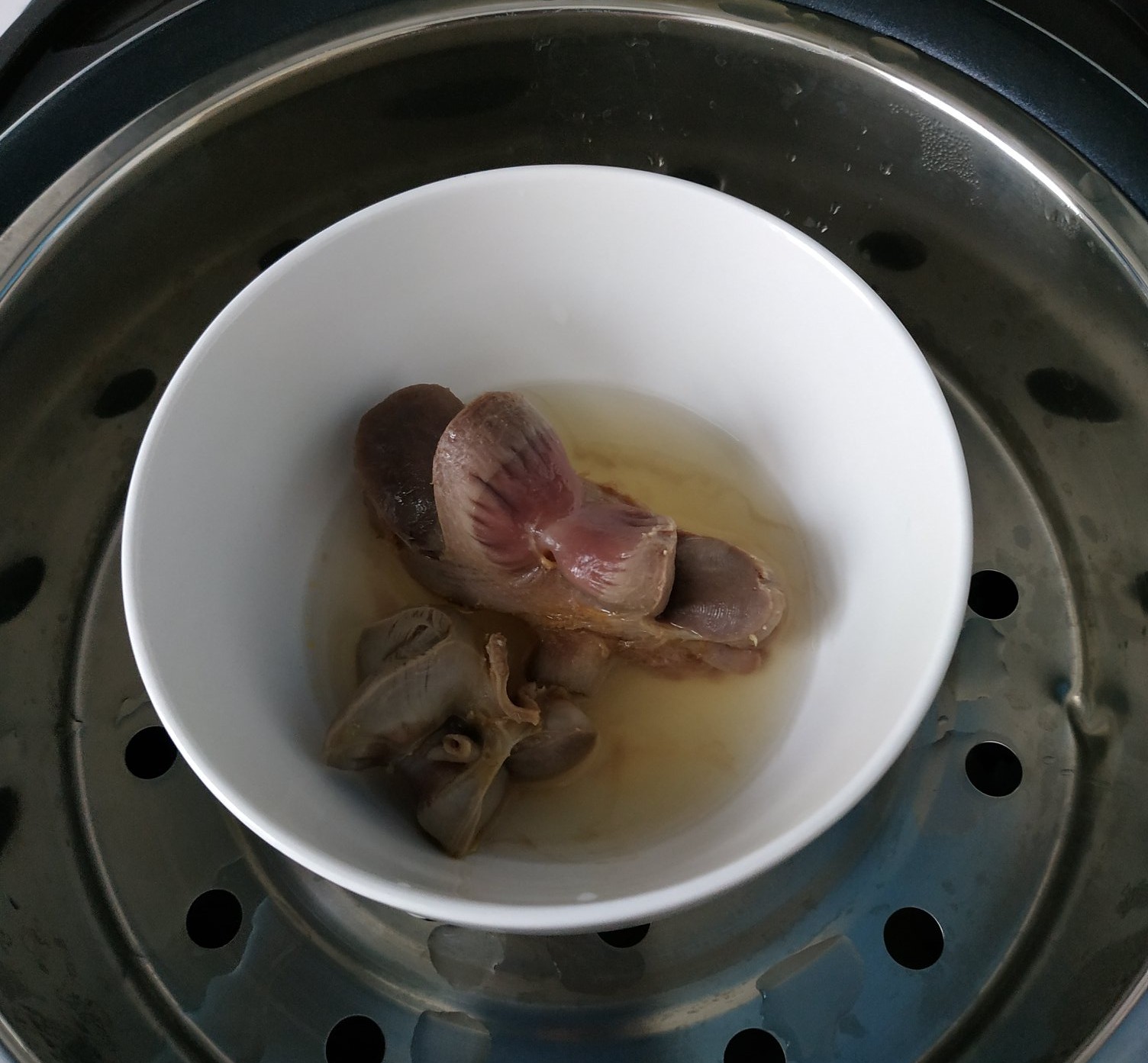 立秋后吃"盐水鸭胗",一餐只花4元钱,简单两步端上桌