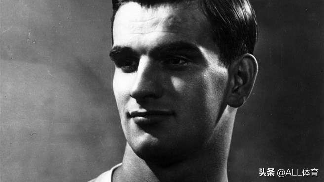 世界杯最多进球单场（单届世界杯至少打入9球！现役无人做到，第一名纪录难以逾越！）