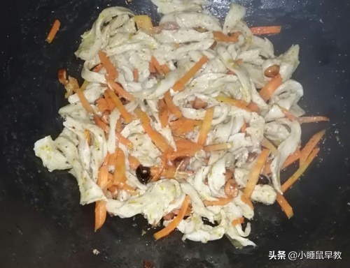 孜然面筋的做法（掌握这三个技巧面筋香辣过瘾）