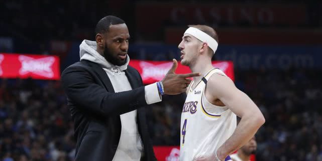 nba为什么叫卡鲁索（秃曼巴成过去时？詹皇给卡鲁索起新外号！全明星票选黑马再获热捧）