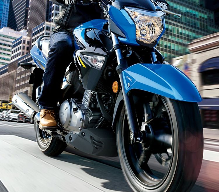 进口铃木摩托车怎么样，预算两万左右，选哪款适合？
