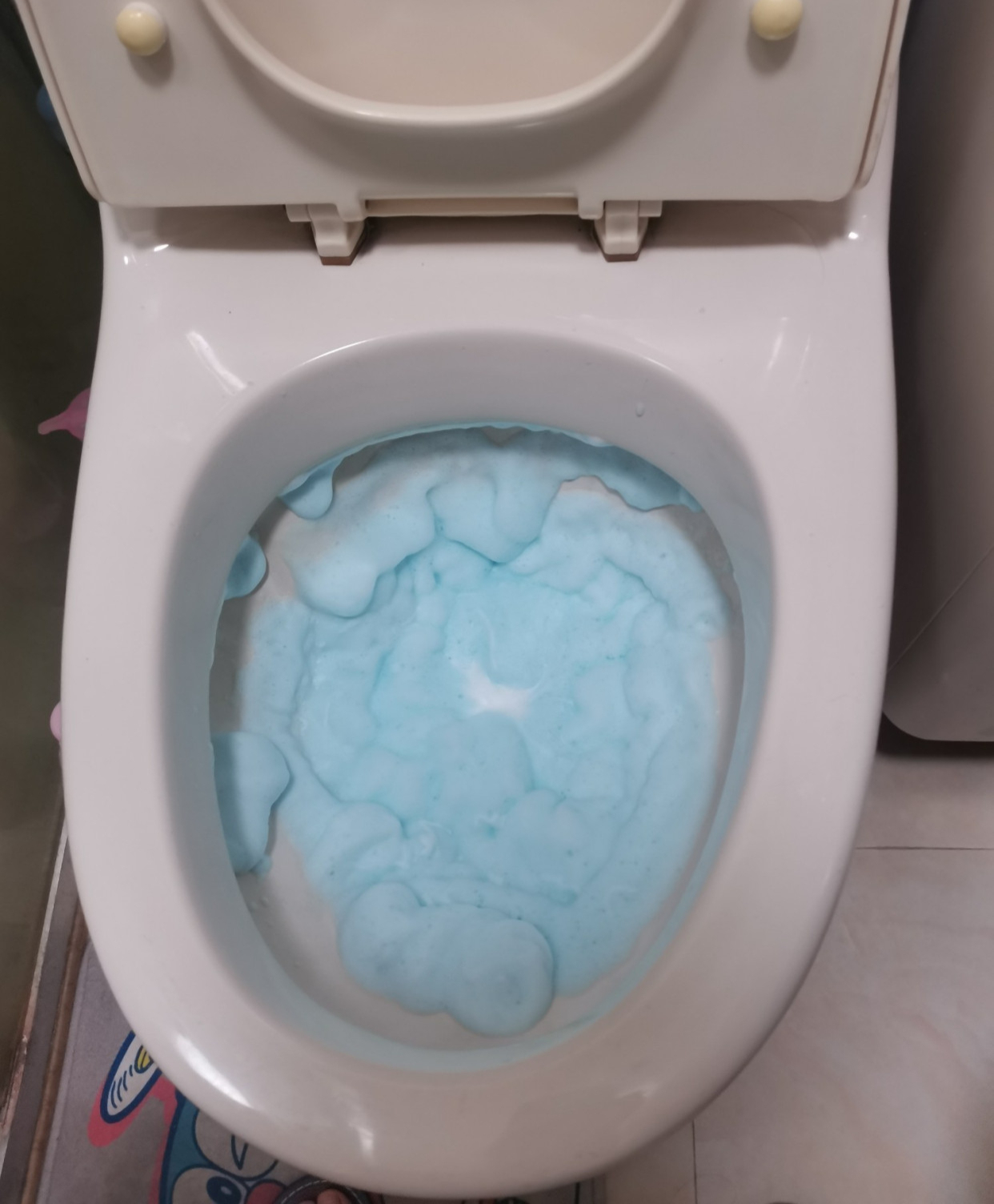 坐便如何防止溅水(上厕所遇到马桶溅水怎么办?