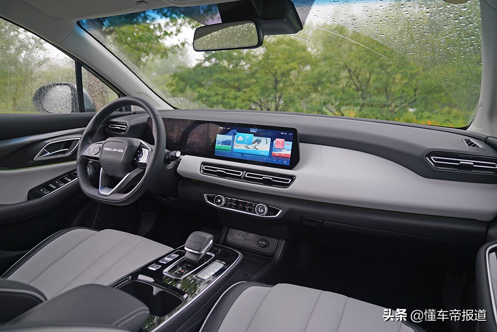 新车 | 经济实惠之选，抢先试驾北京EU5 PLUS