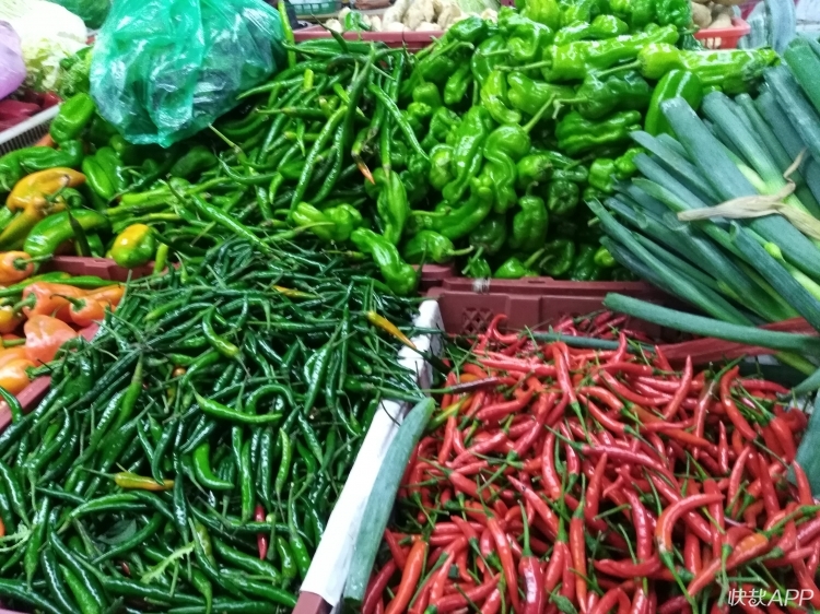 新的一周气温回升，徐州市场菜价回落！这几种蔬菜价格还是有点高