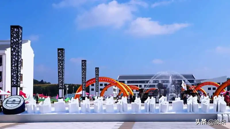 庄河，我们来了！庄河大学城东校区迎接新生剪影